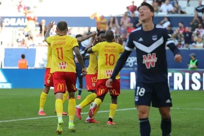  兰斯客场战术执行到位，防守反击战胜中游球队获取积分