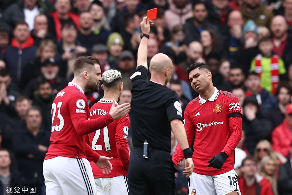  英超保级生死战打响，南安普敦绝地反击逃离降级区