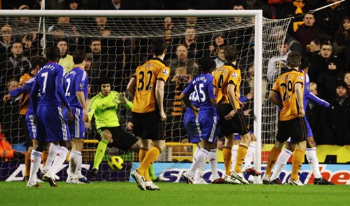  切尔西中场控制出色，蓝军客场小胜狼队