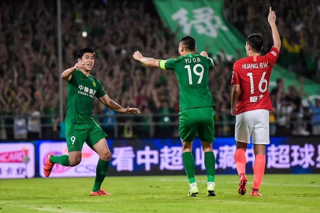  威尼斯客场顽强拼搏，最后时刻扳平保留希望